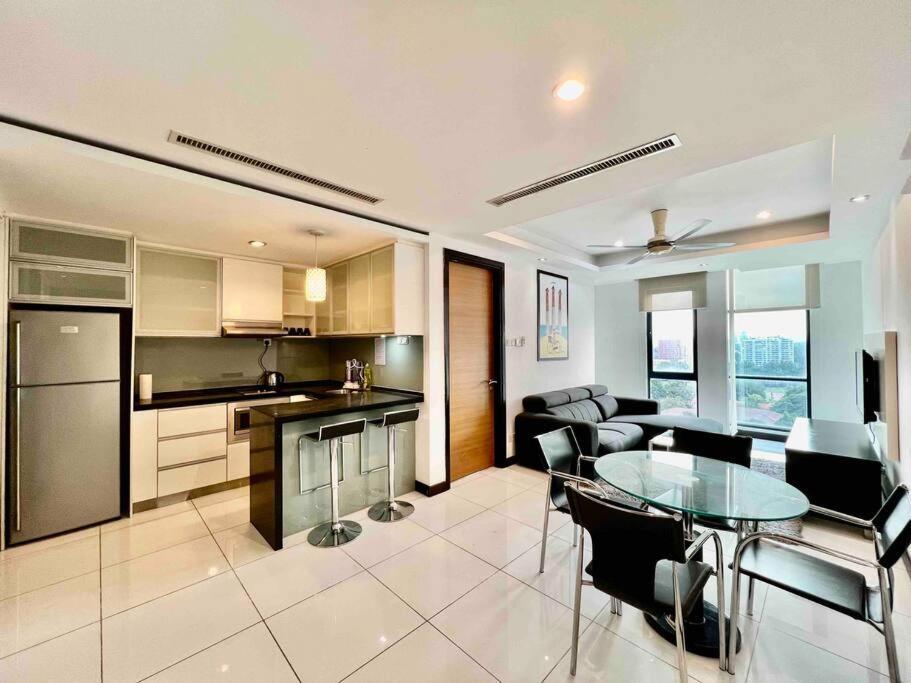 Casa Residency Service Apartment By Moonlight Kuala Lumpur Esterno foto
